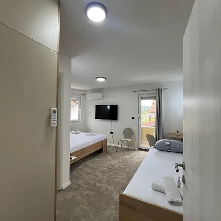 Elda בית הארחה ויסוקו